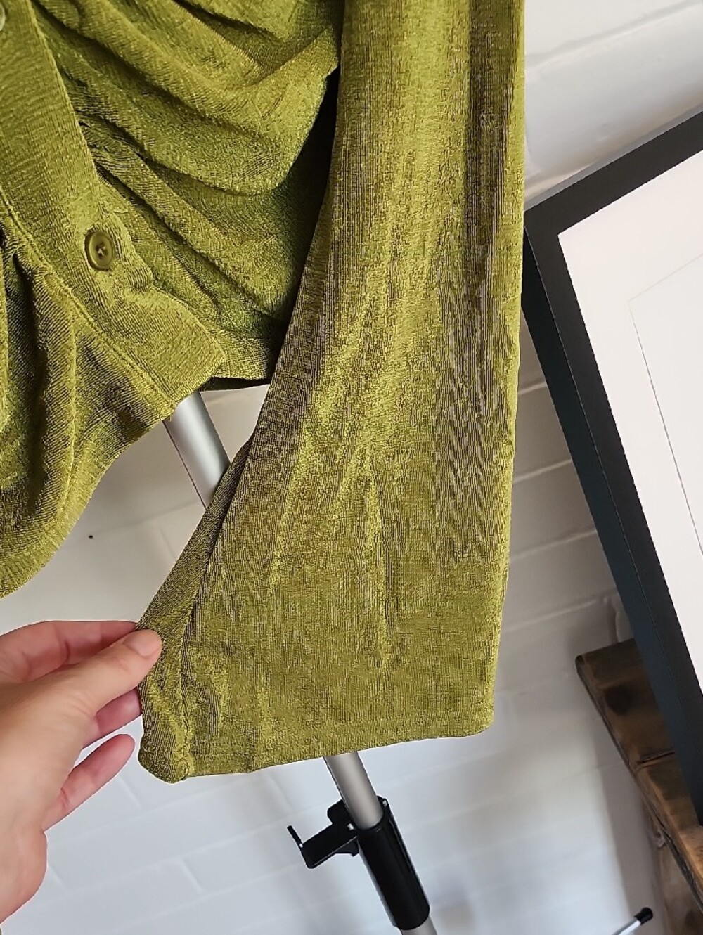 Green Ruched Button-Front Women's Top - Picture 3 of 6